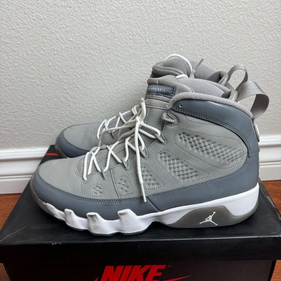 Jordan 9 Retro Cool Grey (2012) Size 10.5 - Picture 1 of 7